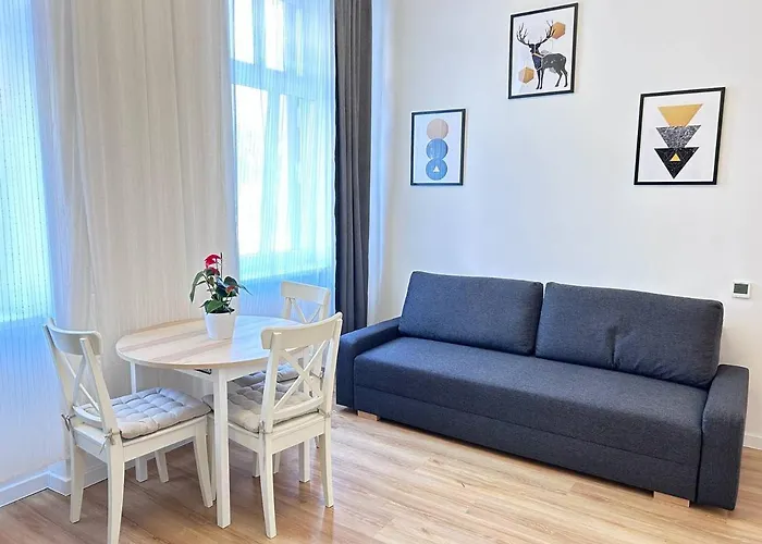 Yellow Apartments - Free Parking